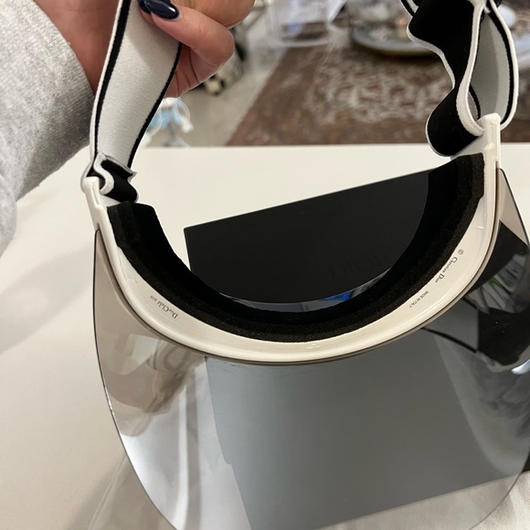 DIOR VISOR - Picture 5 of 10